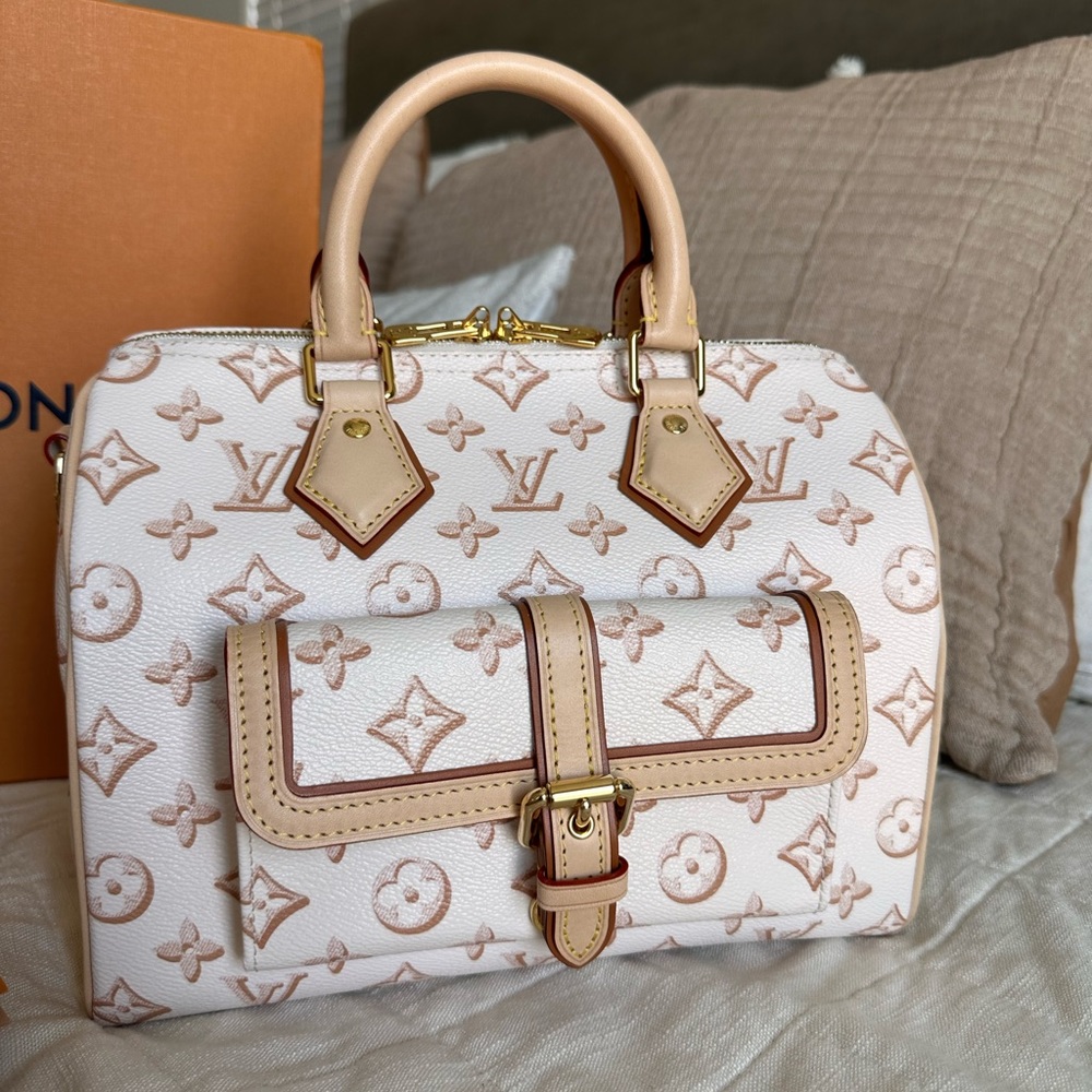 Brand New Louis Vuitton Fall for You Speedy b 25